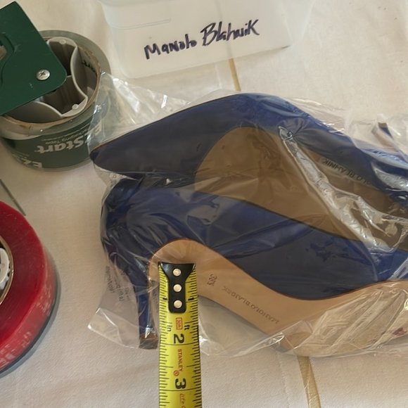 Manolo Blahnik Blue suede pumps like New - Picture 9 of 9